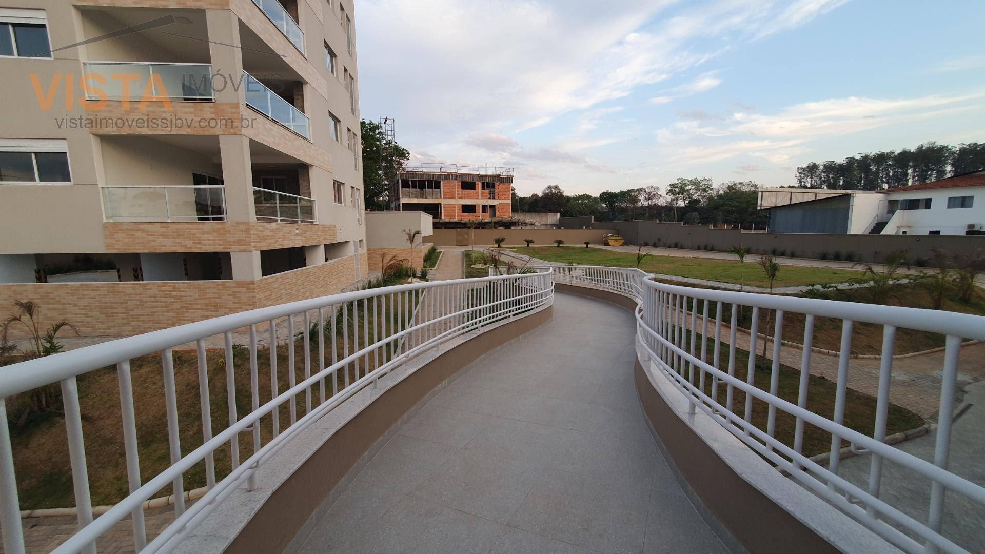 Apartamento para alugar com 3 quartos, 1 suíte, 2 vagas e 157m² no Recanto do Lago, São João da Boa Vista (SP) — foto 29 de 30