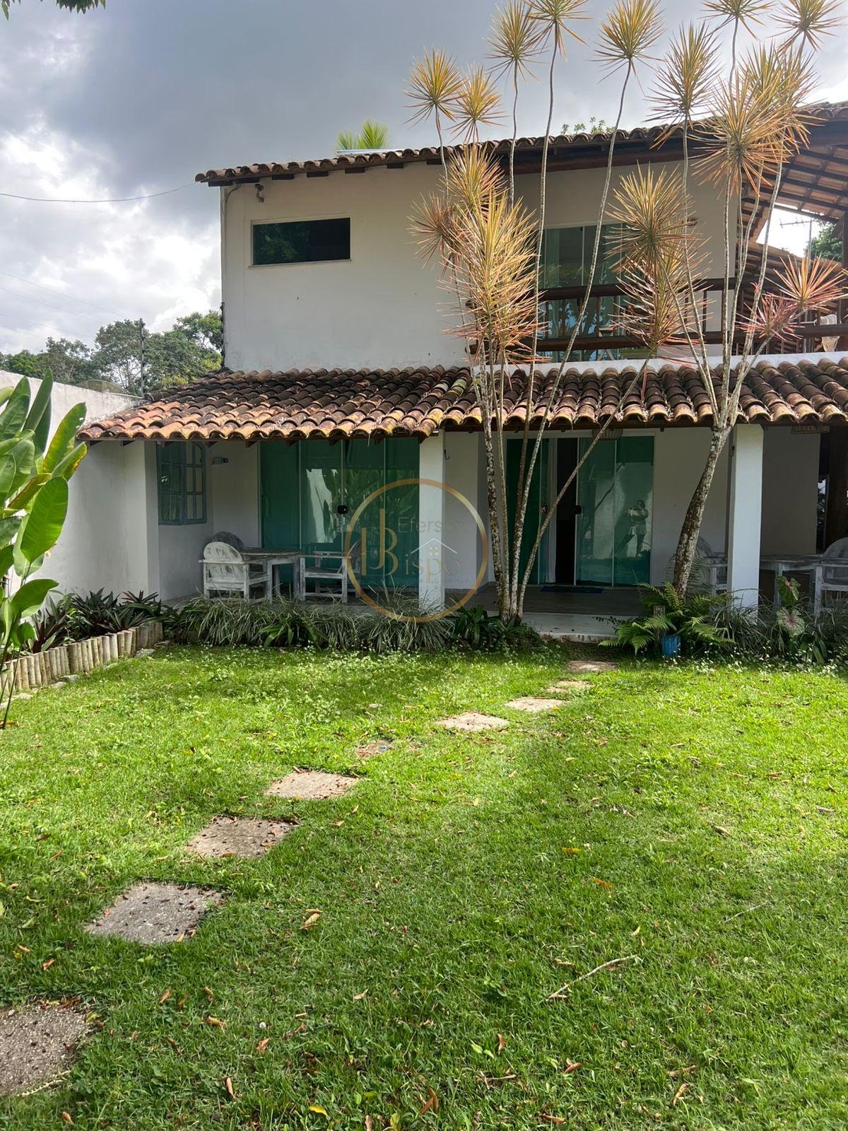 Casa à venda com 4 quartos, 2 banheiros, 5 vagas e 200m² no Lot. Parracho, Porto Seguro — foto principal