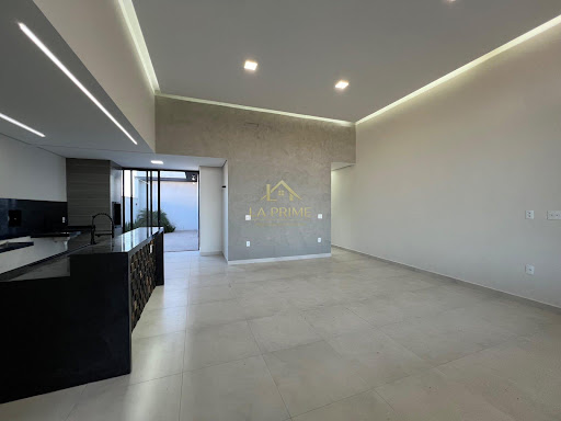 Casa de Condomínio em Wanel Ville - Sorocaba, SP