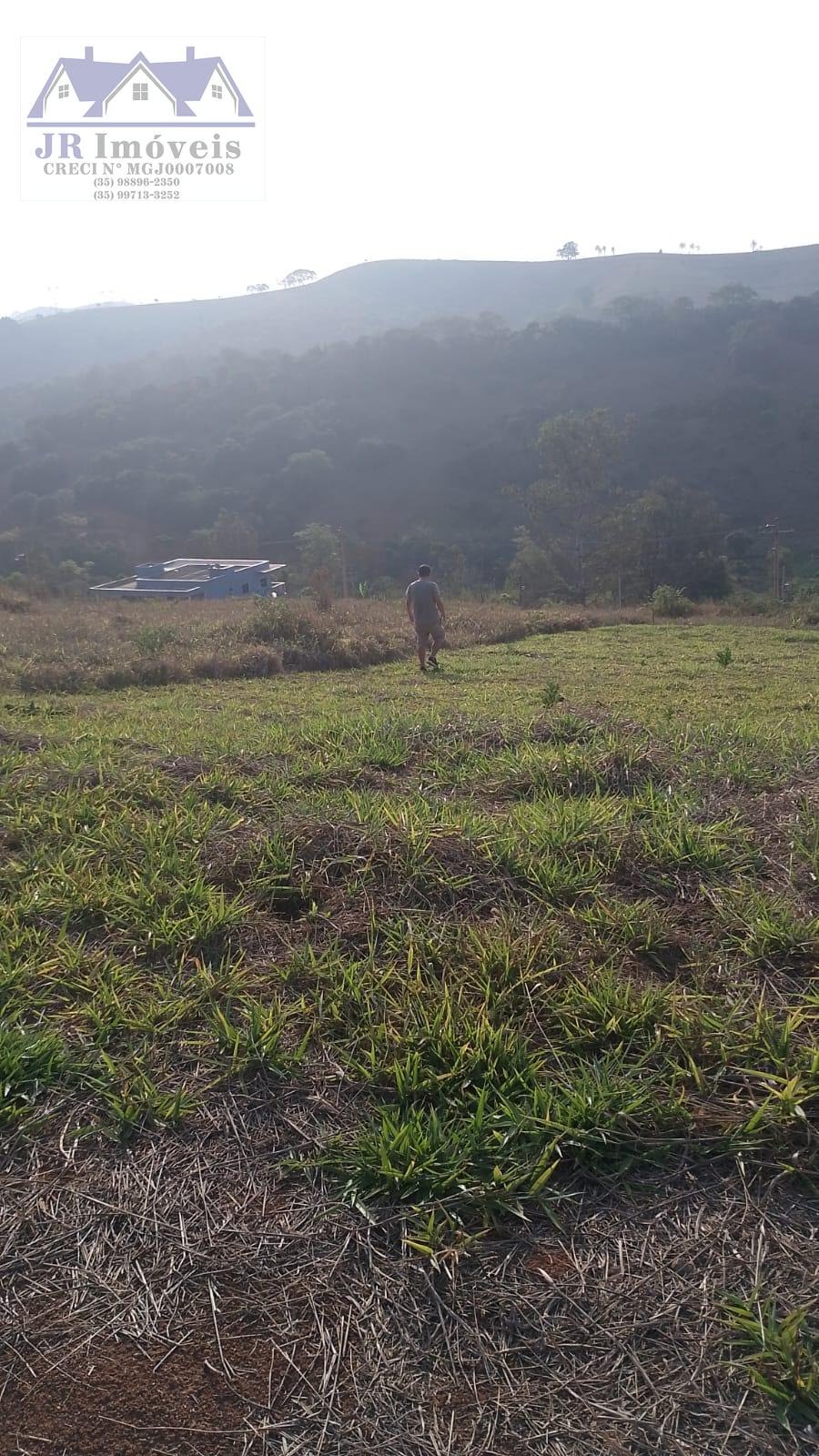 Terreno à venda com 858m² de terreno no Bairro Laje, Piranguinho (MG) — foto 2 de 4