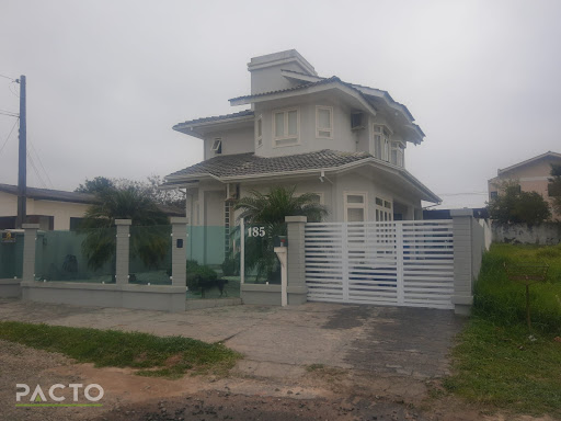 Casa em Jardim das Avenidas  -  Araranguá