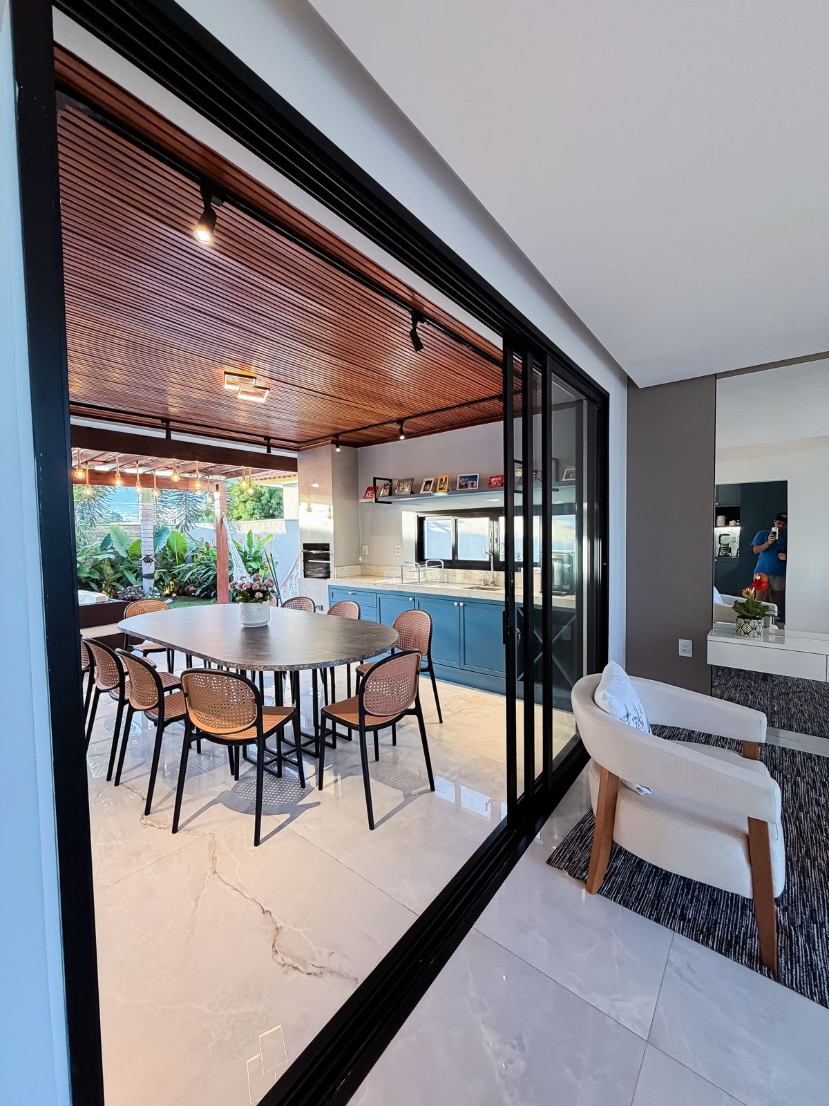 Casa à venda com 3 quartos, 2 suítes, 4 vagas e 280m² no Sim, Feira de Santana (BA) — foto 10 de 26