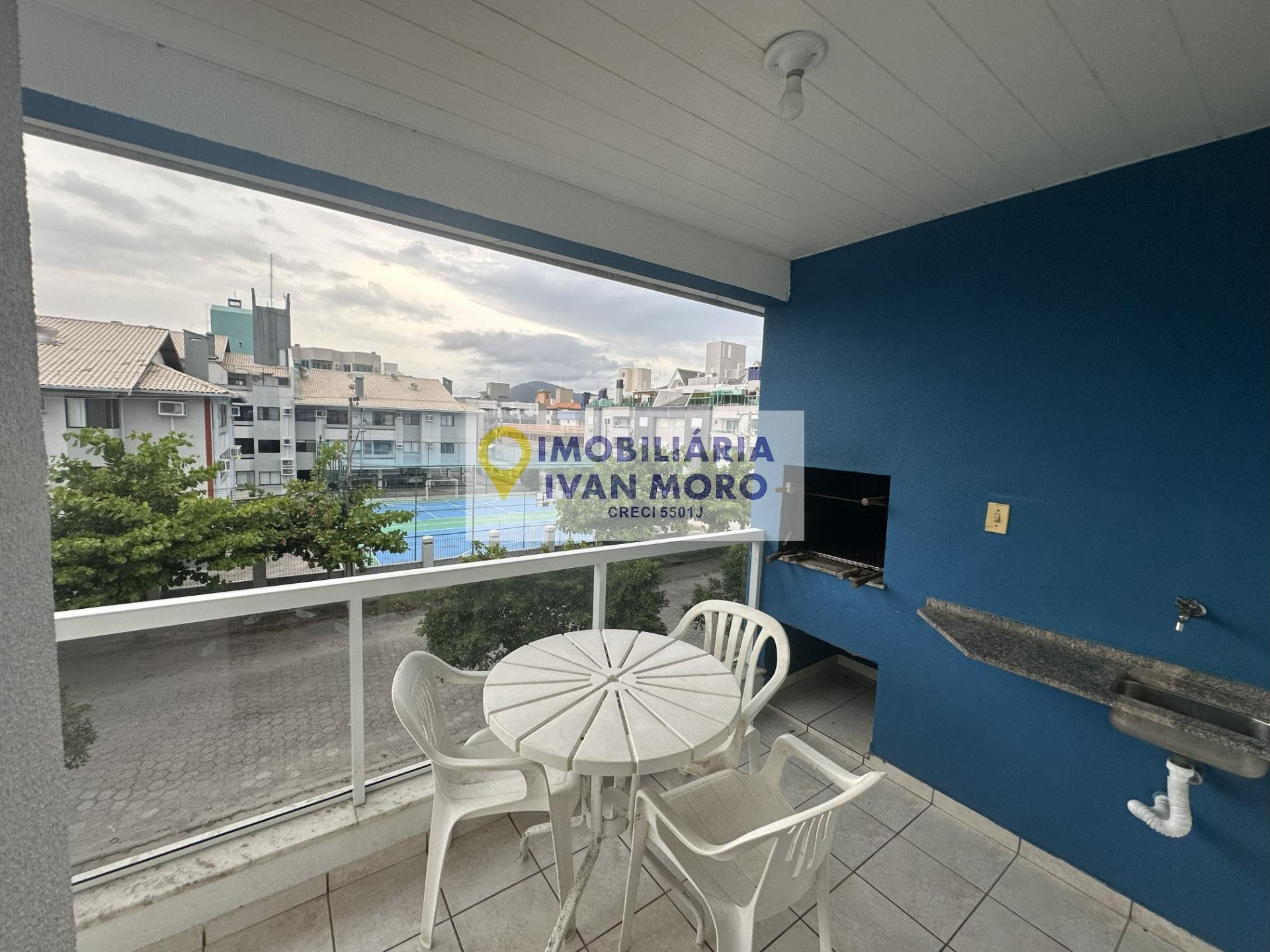Apartamento à venda com 4 quartos, 3 banheiros, 3 vagas e 270m² no Ingleses Norte, Florianópolis — foto principal