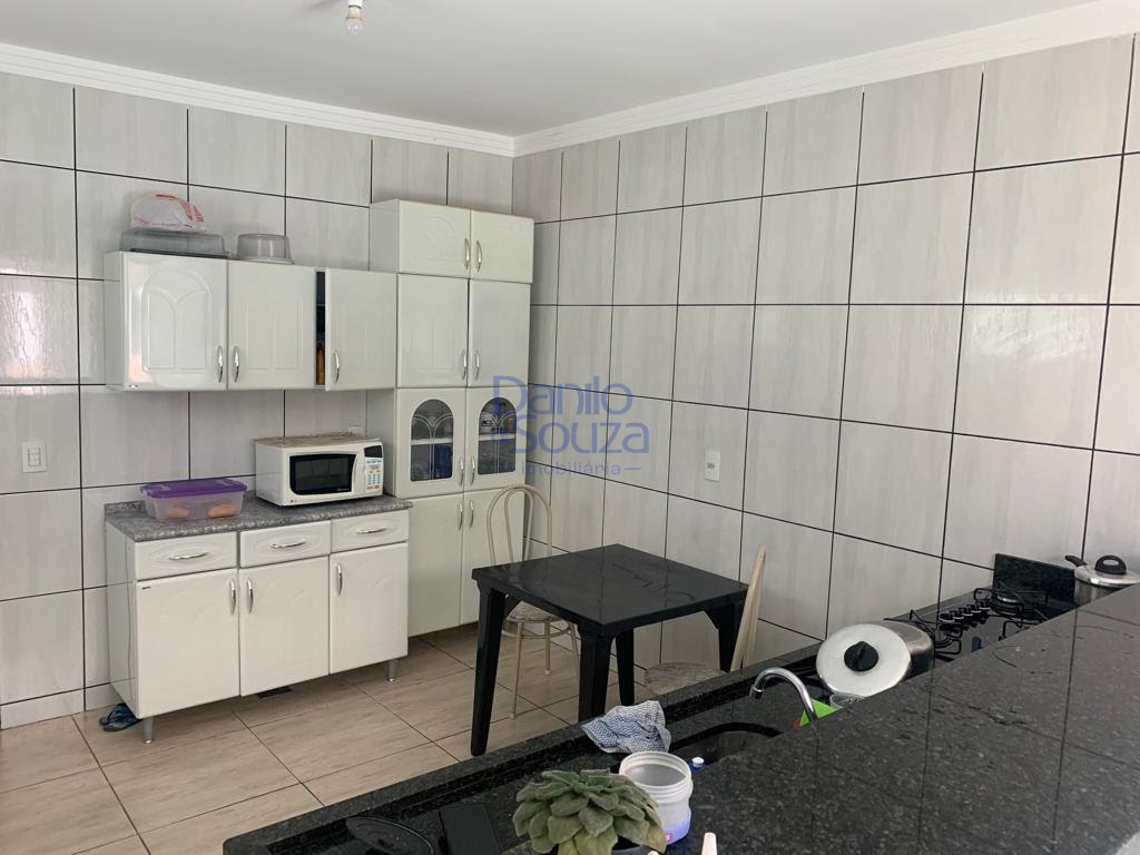 Casa à venda com 3 quartos, 1 suíte, 4 vagas e 410m² no Camuá, Araxá (MG) — foto 7 de 12