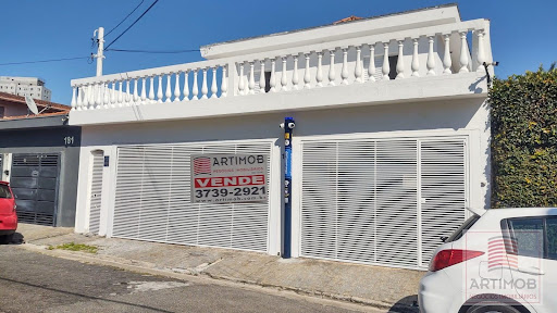 Casa em Super Quadra Morumbi, SP | 4 Dorms, 190m²