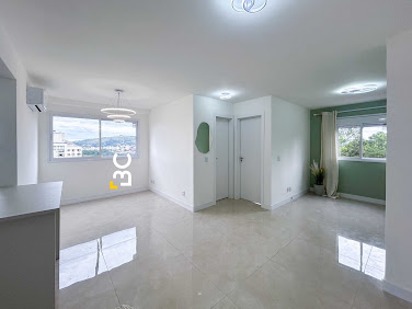 Apartamento em Jardim Sabará  -  Porto Alegre