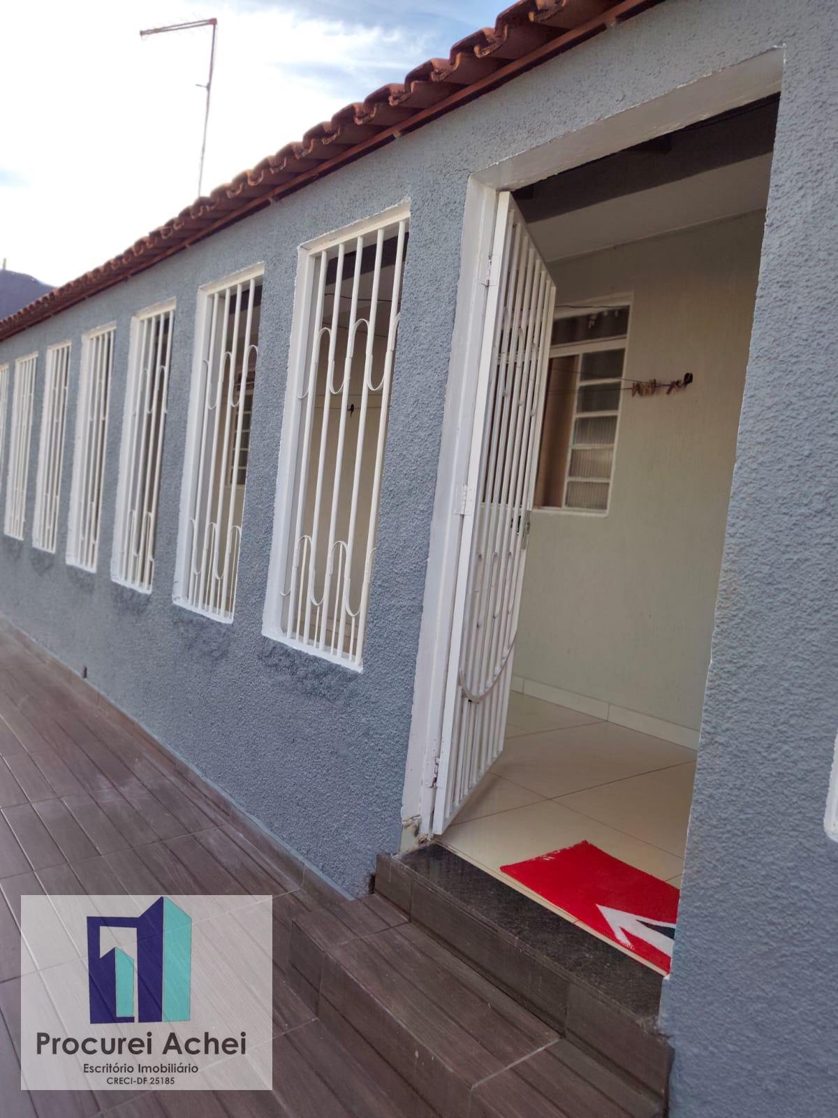 Casa à venda com 4 quartos, 1 suíte e 200m² no Setor Residencial Leste (planaltina), Brasília (DF) — foto 3 de 21