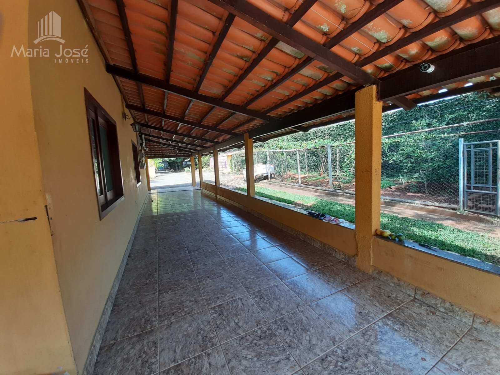 Casa à venda com 5 quartos, 3 suítes, 4 vagas e 1000m² no Titamar, Sete Lagoas (MG) — foto 16 de 21