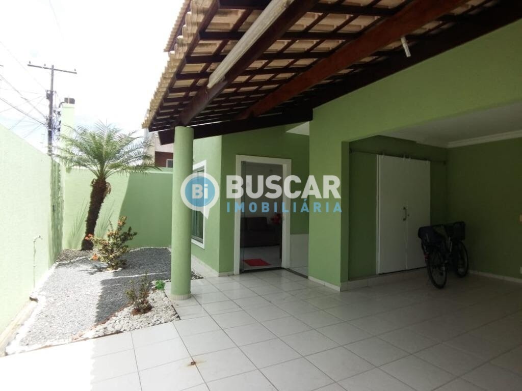 Casa à venda com 4 quartos, 2 suítes, 2 vagas e 156m² no Brasília, Feira de Santana (BA) — foto 2 de 12