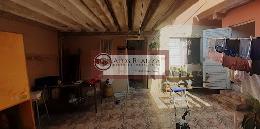 Sobrado em Jardim Iporanga, São Paulo - 3 dormitórios, 1 suíte, 3 banheiros por R$ 399.000