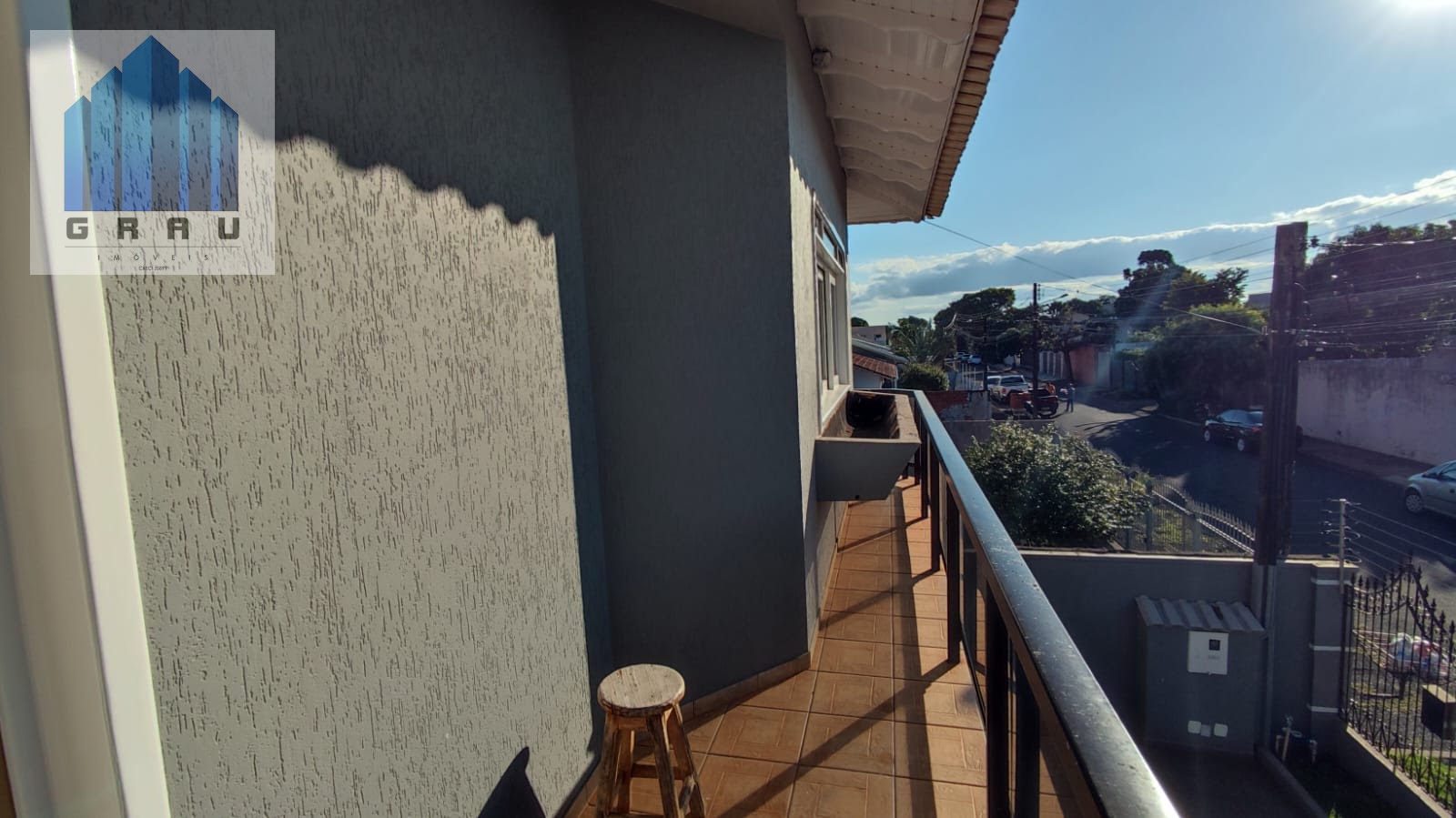 Sobrado de alto padrão no Jardim Ipê  -  Foz do Iguaçu