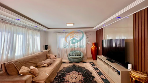 Casa Térrea com 709m² - Alto Padrão em Suzano