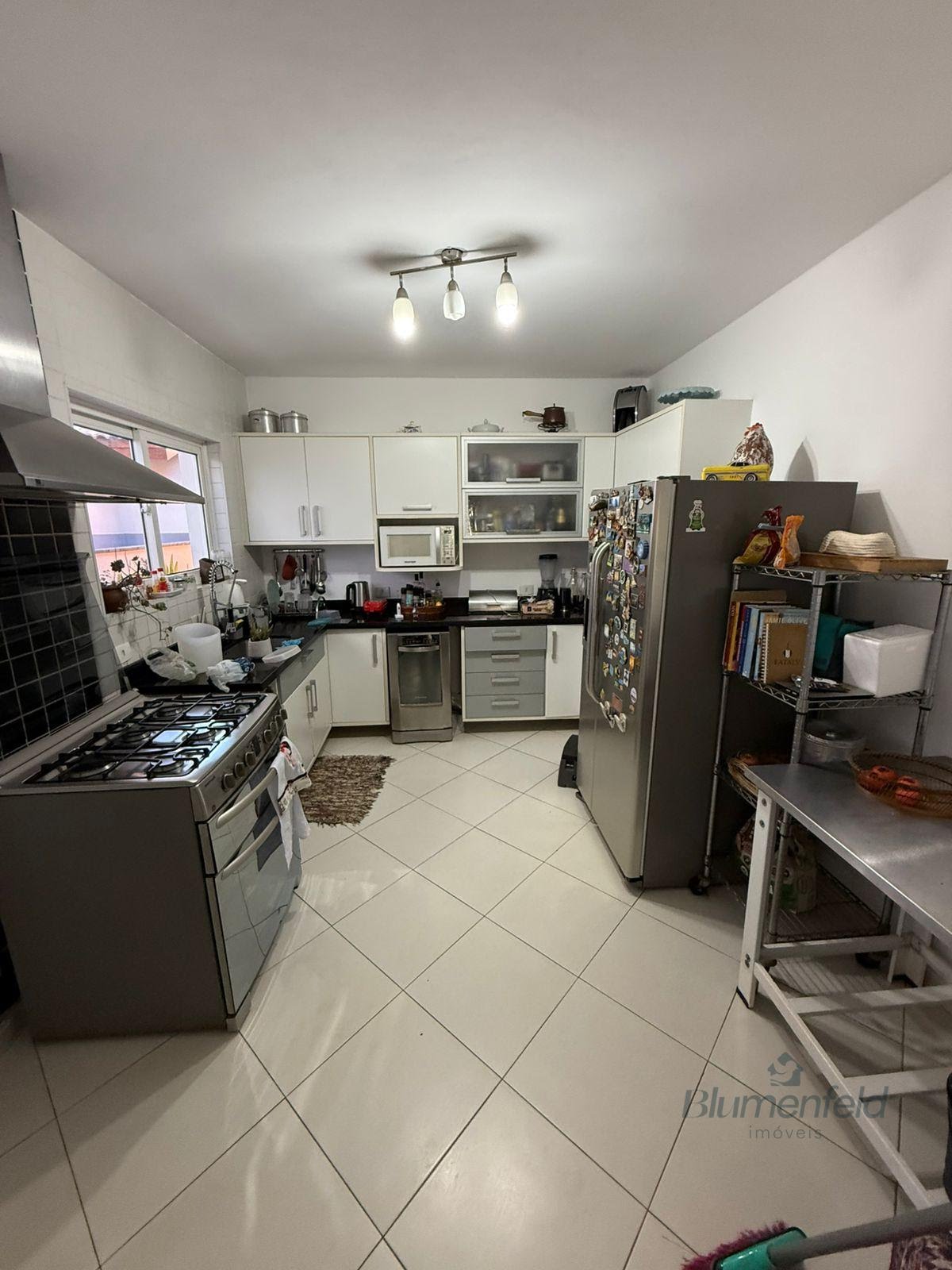 Casa à venda com 4 quartos, 1 suíte, 2 vagas e 229m² no Condomínio Arujazinho IV, Arujá (SP) — foto 4 de 30