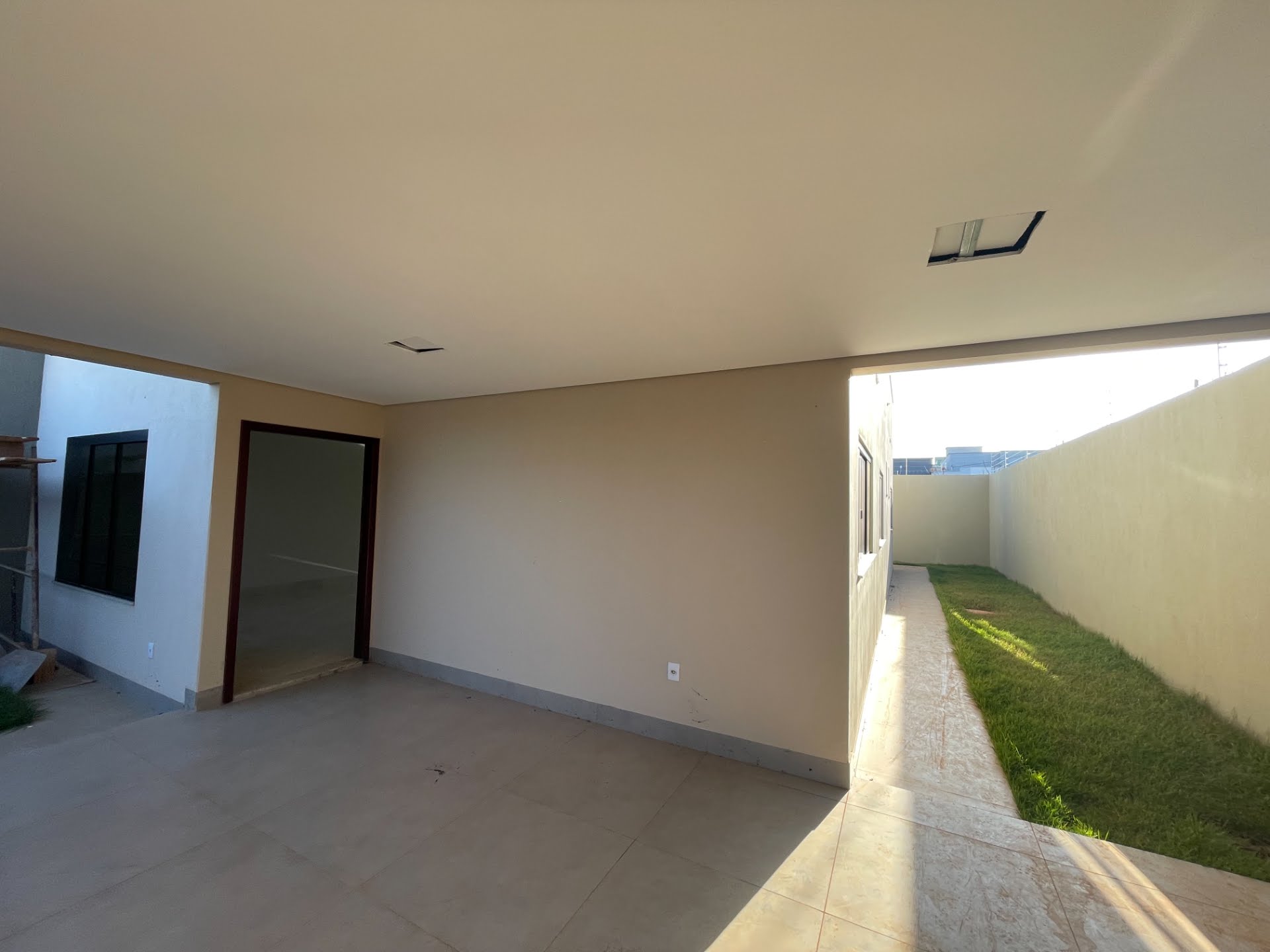 Casa à venda com 3 quartos, 1 suíte, 2 vagas e 120m² no Jardim Vitória, Paracatu (MG) — foto 9 de 13
