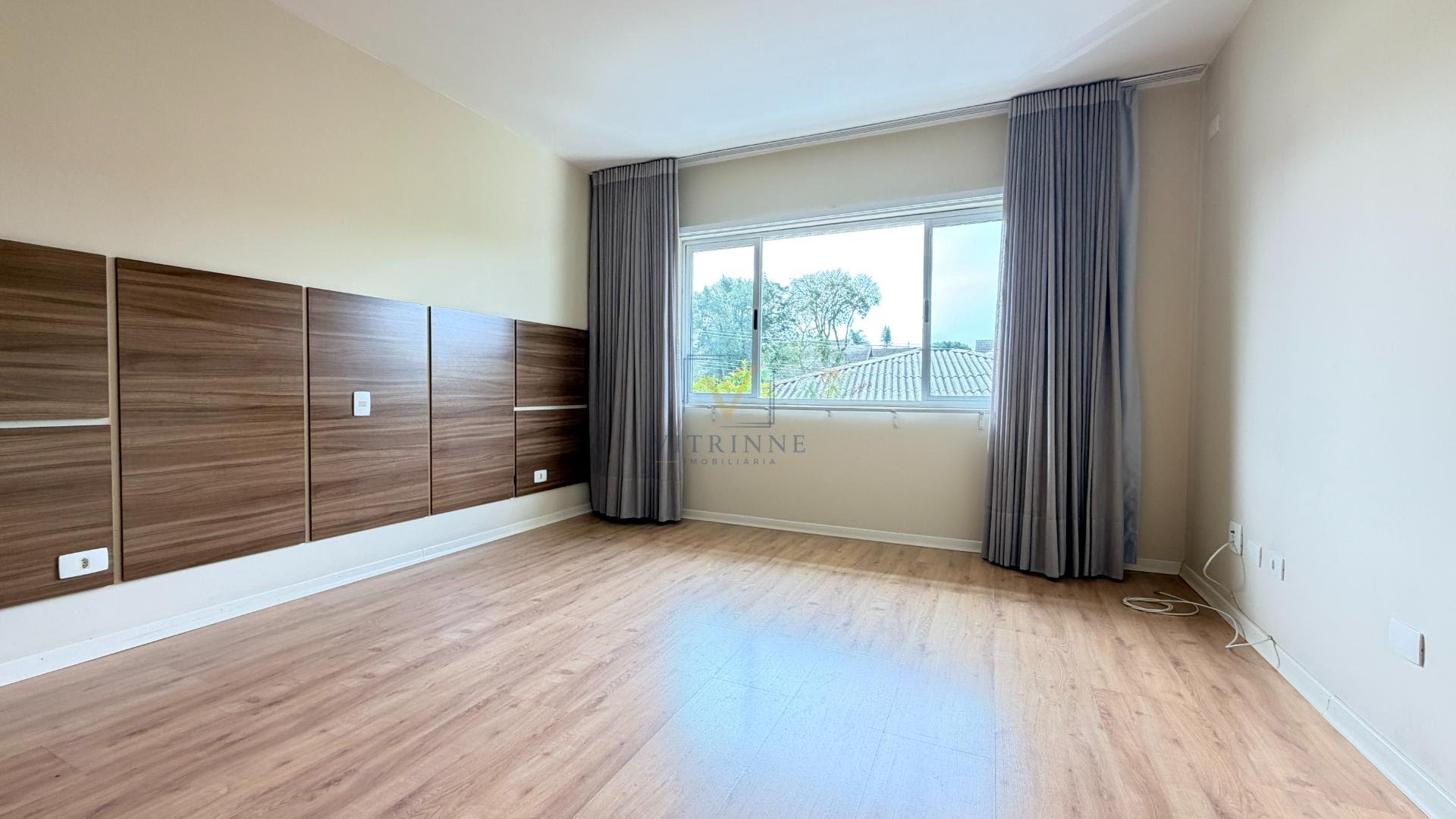 Casa à venda com 3 quartos, 1 suíte, 3 vagas e 251m² no Bom Retiro, Curitiba (PR) — foto 11 de 30