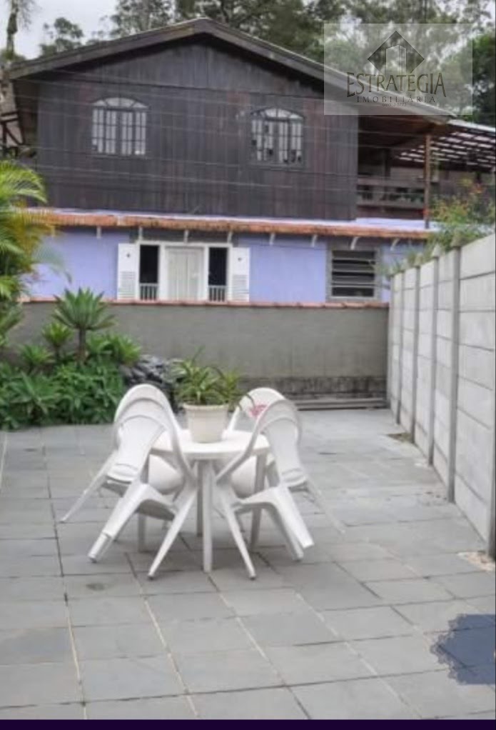 Casa à venda com 3 quartos, 1 suíte, 4 vagas e 230m² no Duarte Silveira, Petrópolis (RJ) — foto 12 de 19