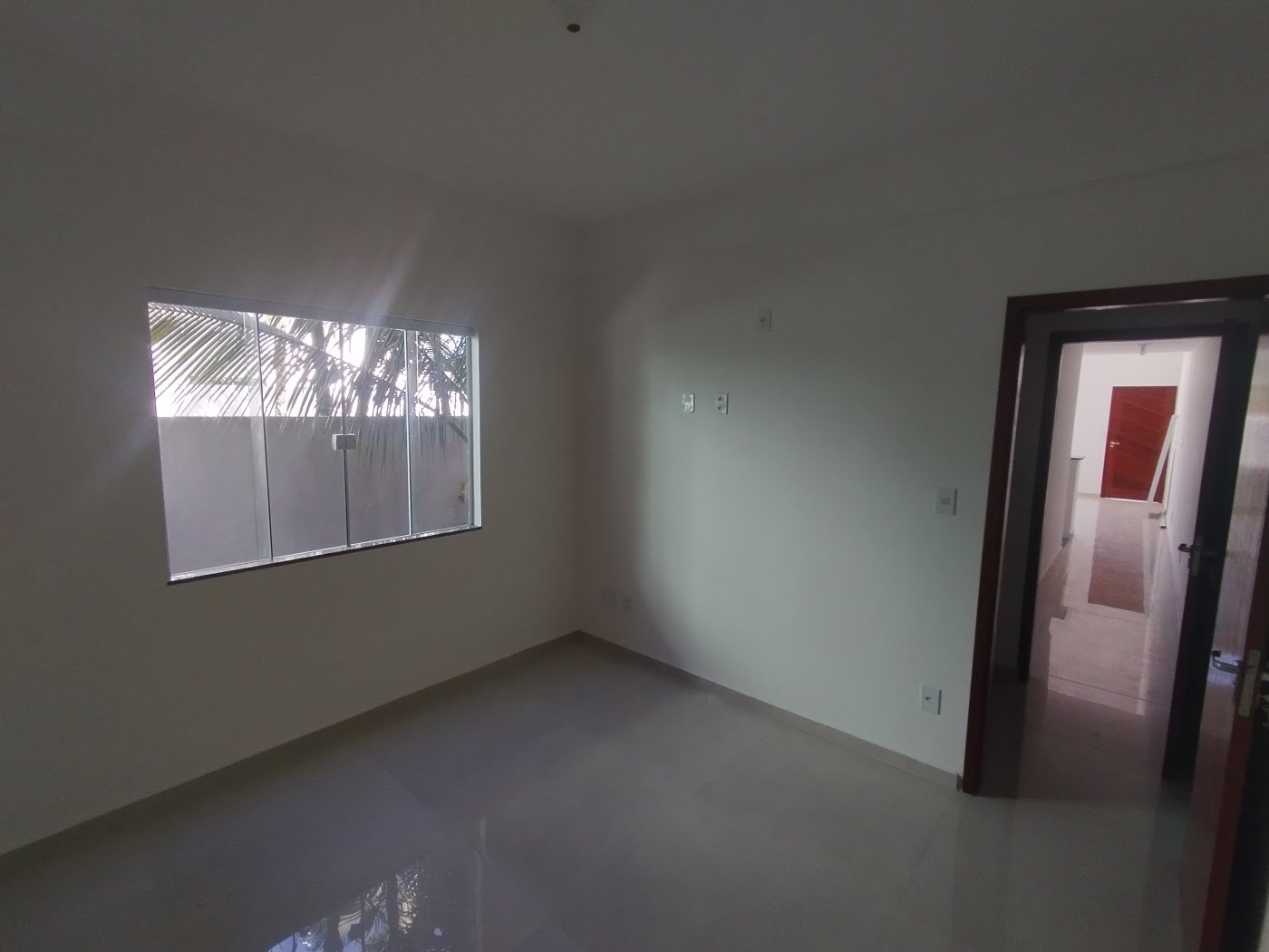 Casa à venda com 3 quartos, 1 suíte, 2 vagas e 224m² no Verdes Mares, Rio das Ostras (RJ) — foto 7 de 8