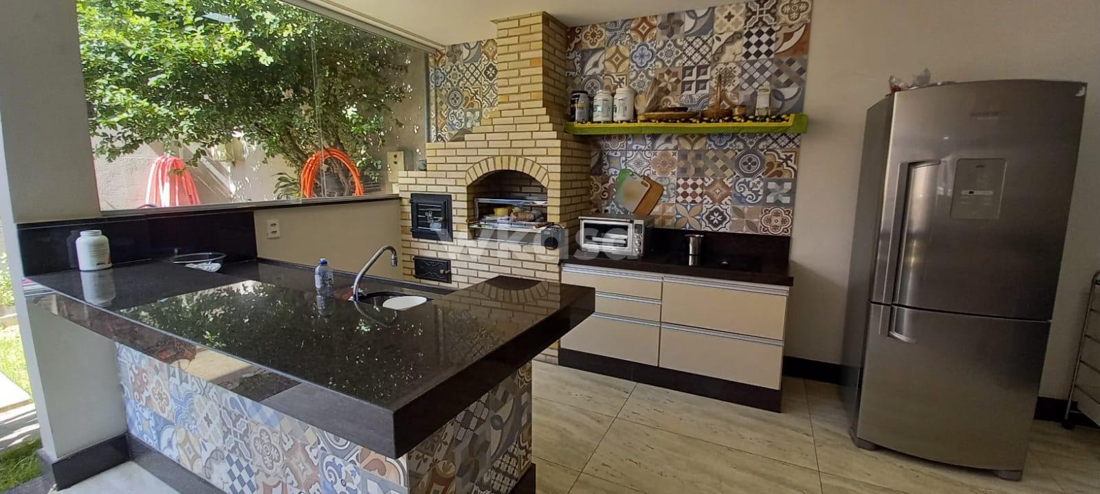 Casa à venda com 3 quartos, 1 suíte, 3 vagas e 259m² no Parque Residencial Laranjeiras, Serra (ES) — foto 30 de 30