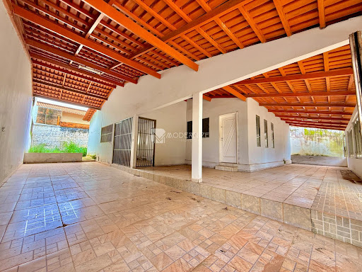 Casa em Loteamento Santa Cruz  -  Catalão