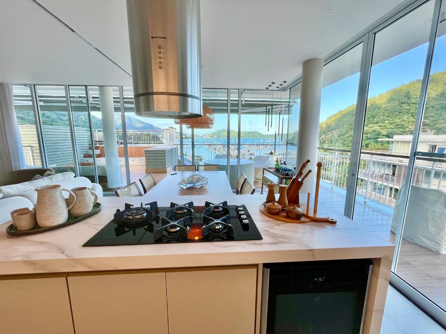 Cobertura à venda com 3 quartos, 3 banheiros e 263m² no Saco da Ribeira, Ubatuba (SP) — foto 5 de 25