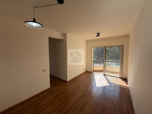 Apartamento em Vila Gumercindo  -  São Paulo