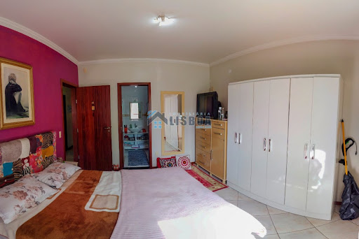 Casa em Forquilhas  -  São José