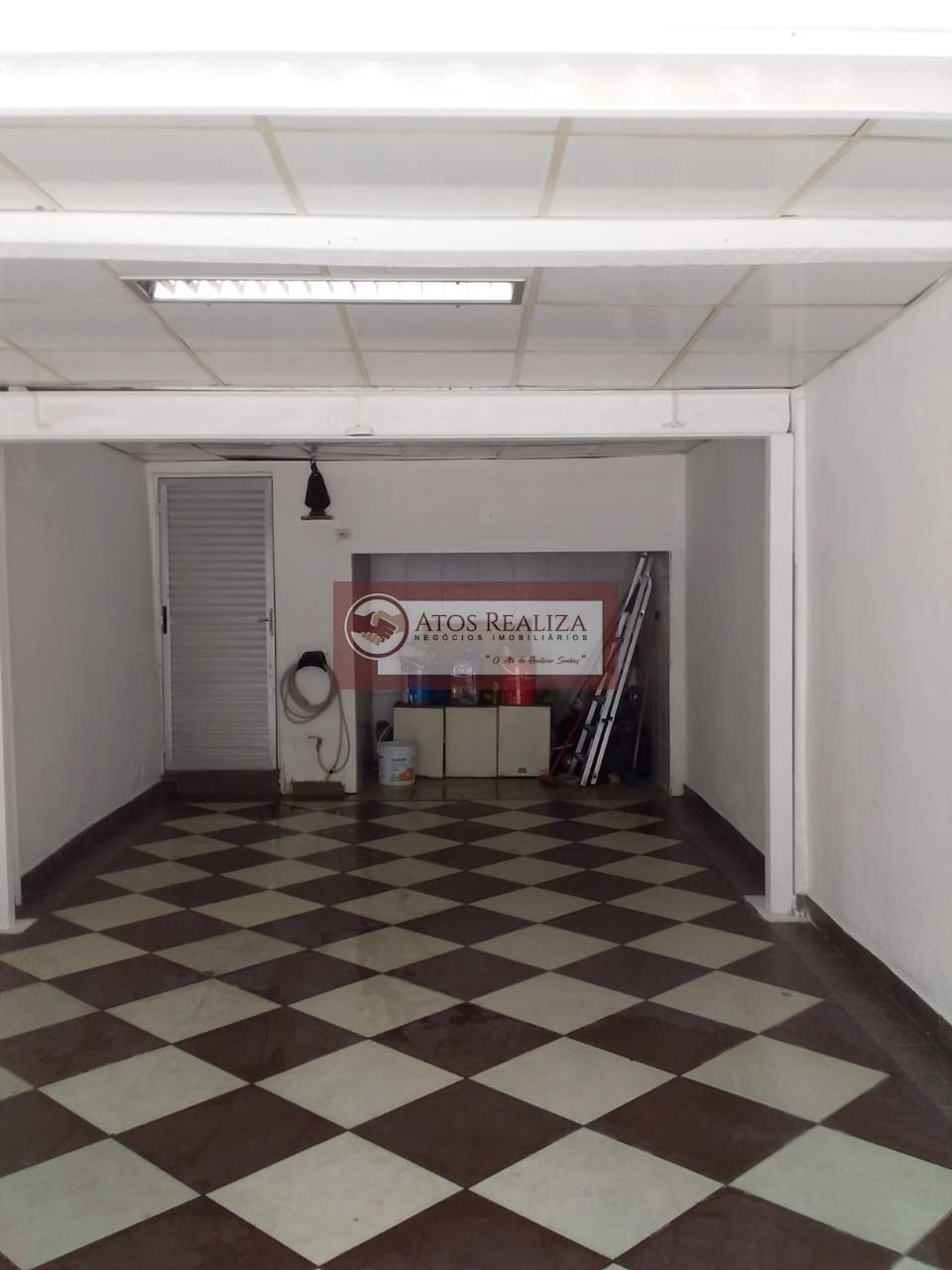 Casa à venda com 2 quartos, 1 banheiro, 2 vagas e 148m² no Parque Grajau, São Paulo — foto principal