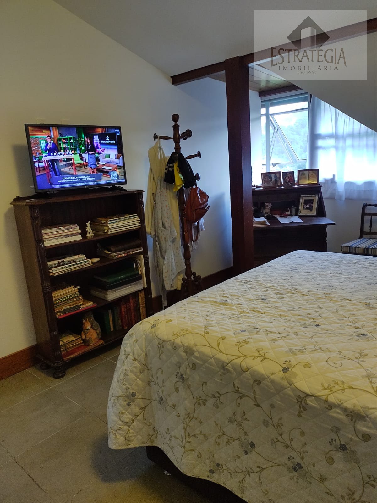 Apartamento à venda com 3 quartos, 1 suíte, 2 vagas e 120m² no Nogueira, Petrópolis (RJ) — foto 12 de 18