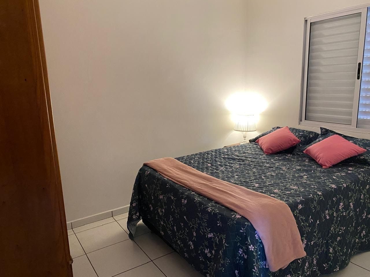 Apartamento à venda com 2 quartos, 2 banheiros, 1 vaga e 52m² no Centro, Ubatuba (SP) — foto 4 de 6