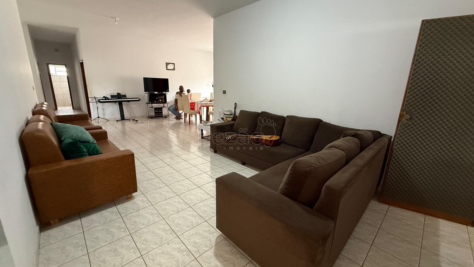 Casa à venda com 4 quartos, 2 suítes, 4 vagas e 572m² no Parque Alvorada, Itapuranga (GO) — foto 9 de 10