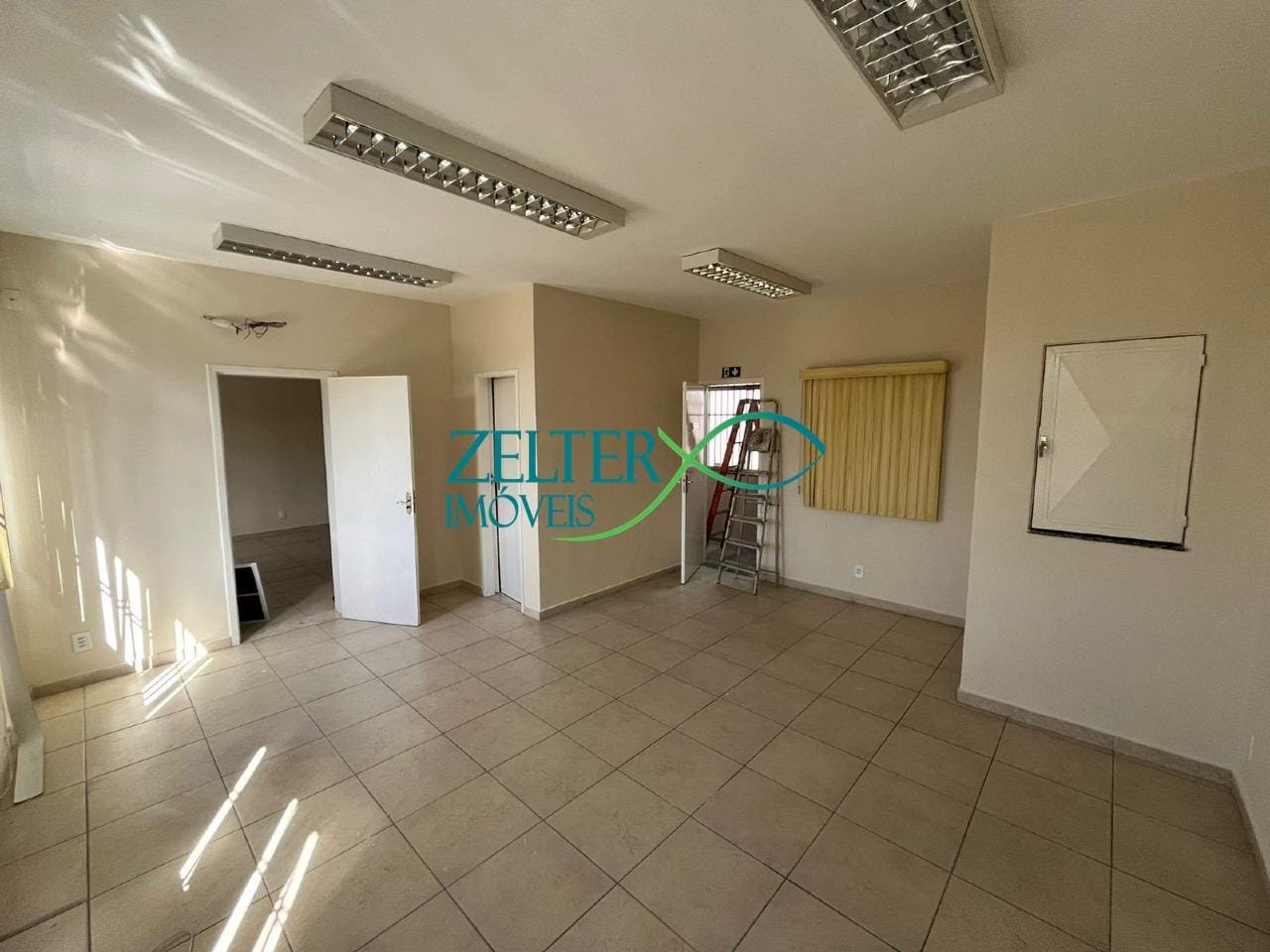 Comercial à venda com 200m² no Vigário Geral, Rio de Janeiro (RJ) — foto 27 de 28