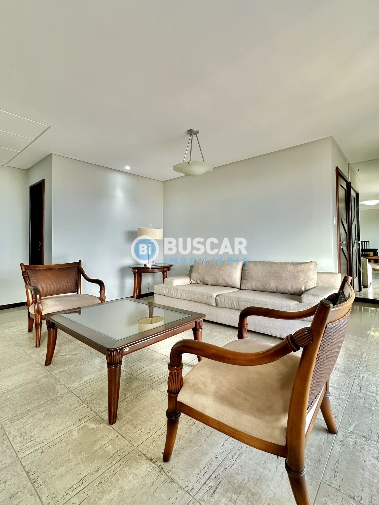 Apartamento à venda com 4 quartos, 3 suítes, 2 vagas e 167m² no Capuchinhos, Feira de Santana (BA) — foto 22 de 30