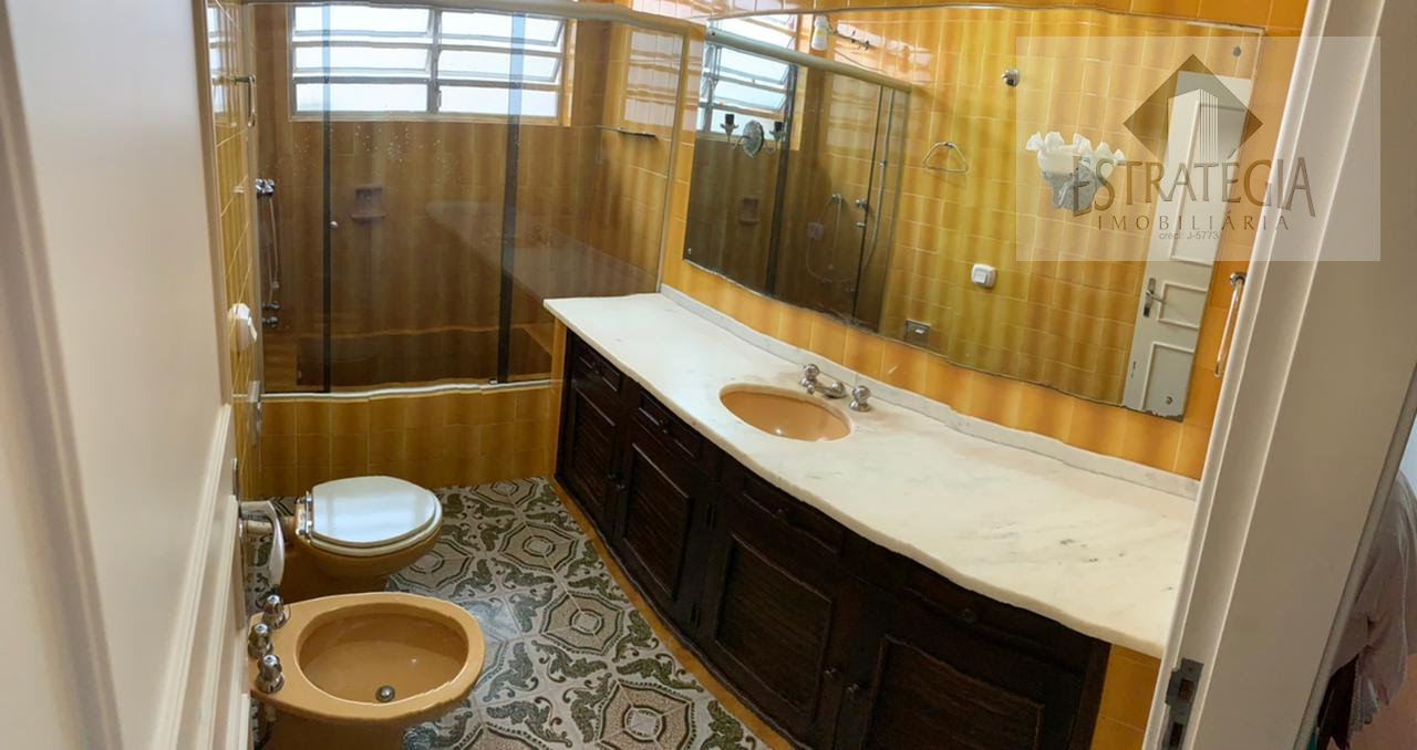 Casa à venda com 3 quartos, 1 suíte, 4 vagas e 240m² no Centro, Petrópolis (RJ) — foto 12 de 20