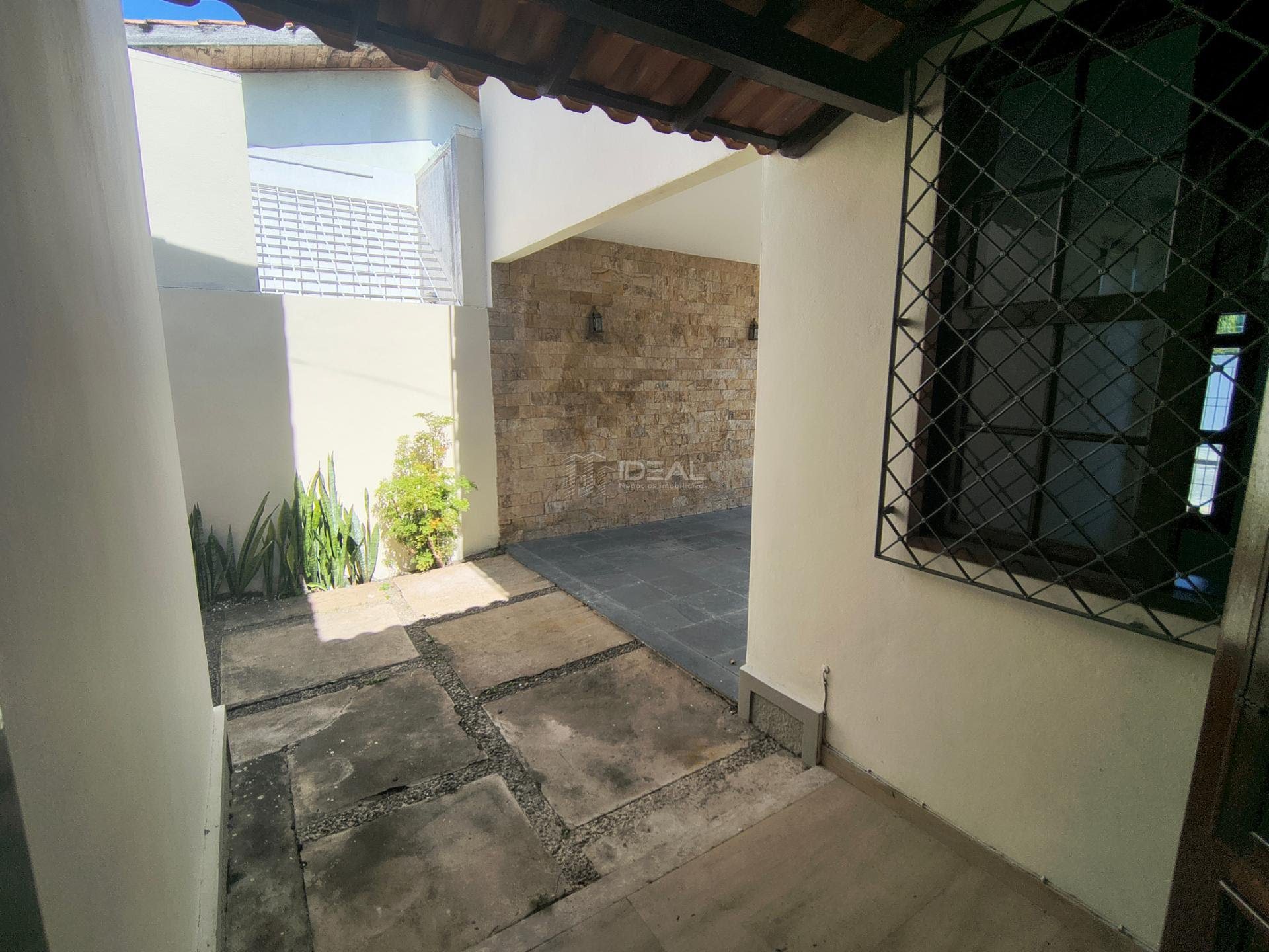 Casa para alugar com 4 quartos, 1 suíte, 4 vagas e 180m² no Flamboyant, Campos dos Goytacazes (RJ) — foto 10 de 30