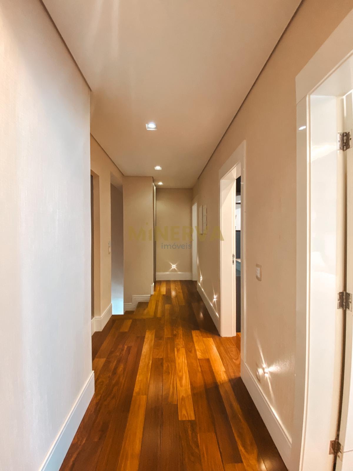 Cobertura à venda com 3 quartos, 3 suítes, 6 vagas e 360m² no Vila Galvão, Guarulhos (SP) — foto 16 de 29