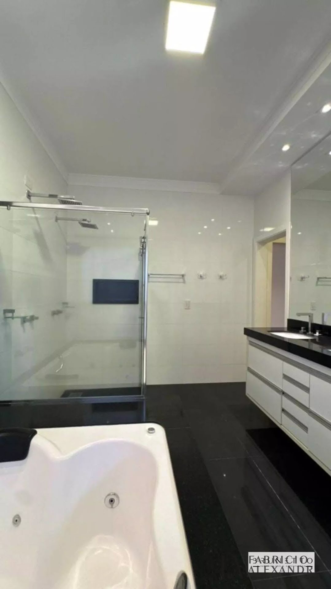 Casa à venda com 4 quartos, 4 suítes, 4 vagas e 625m² no Parque Residencial Damha, São José do Rio Preto (SP) — foto 3 de 20