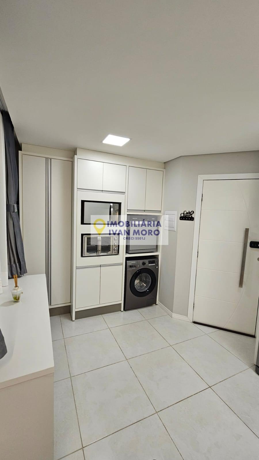 Apartamento à venda com 2 quartos, 1 banheiro, 1 vaga e 70m² no Daniela, Florianópolis (SC) — foto 9 de 18