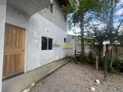 Apartamento Kitnet em São Sebastião  -  Palhoça
