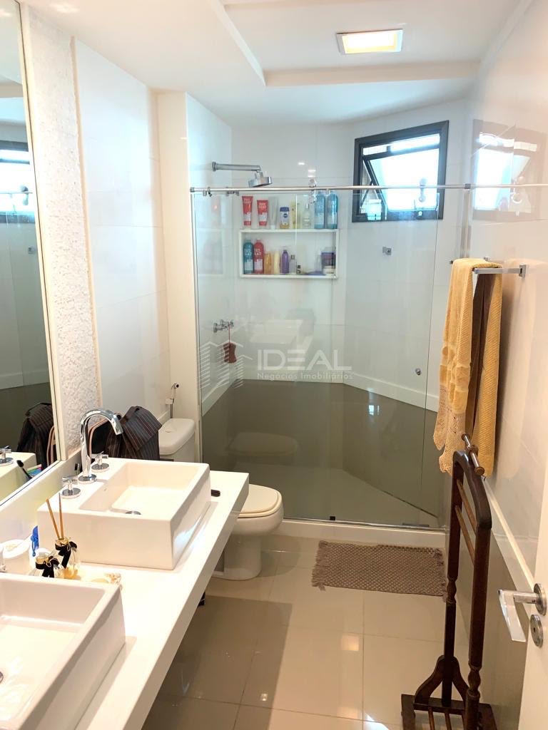 Apartamento à venda com 4 quartos, 4 suítes, 3 vagas e 183m² no Centro, Campos dos Goytacazes (RJ) — foto 24 de 28