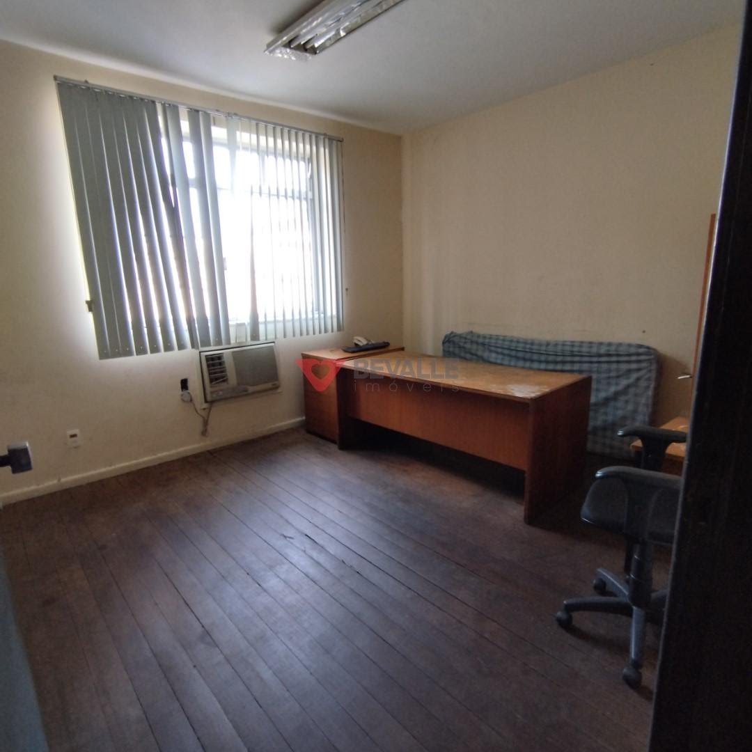 Comercial à venda com 4 banheiros, 2 vagas e 322m² no Imperial de São Cristóvão, Rio de Janeiro (RJ) — foto 15 de 24