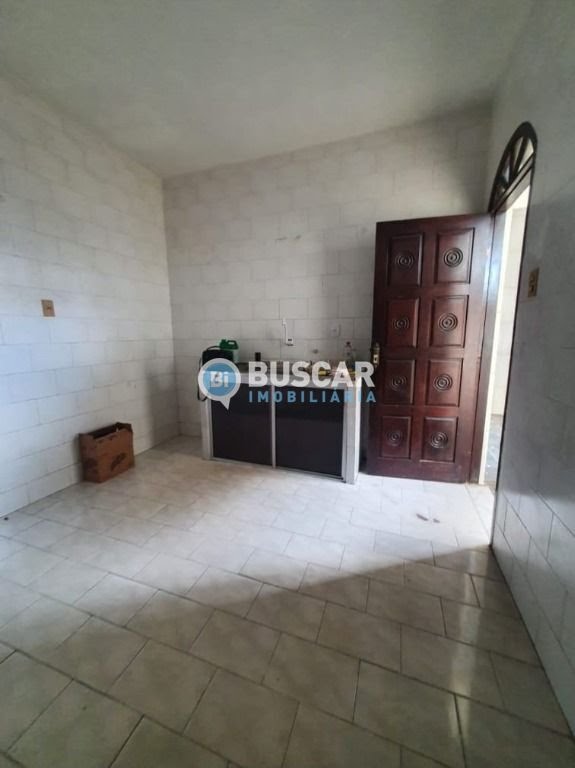 Casa à venda com 3 quartos, 2 suítes, 2 vagas e 300m² no Jardim Acácia, Feira de Santana (BA) — foto 11 de 19
