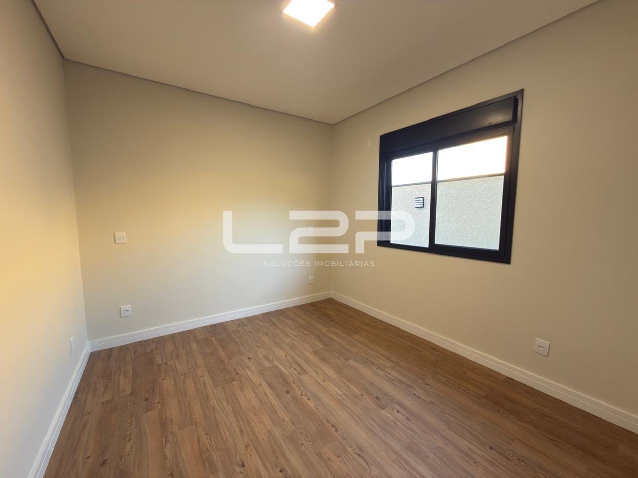 Casa à venda com 3 quartos, 1 suíte, 4 vagas e 220m² no Medeiros, Jundiaí (SP) — foto 19 de 30
