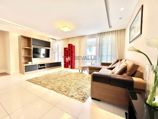 Espaçoso apartamento de 3 quartos em Botafogo - 105m² por R$ 1.920.000 para venda