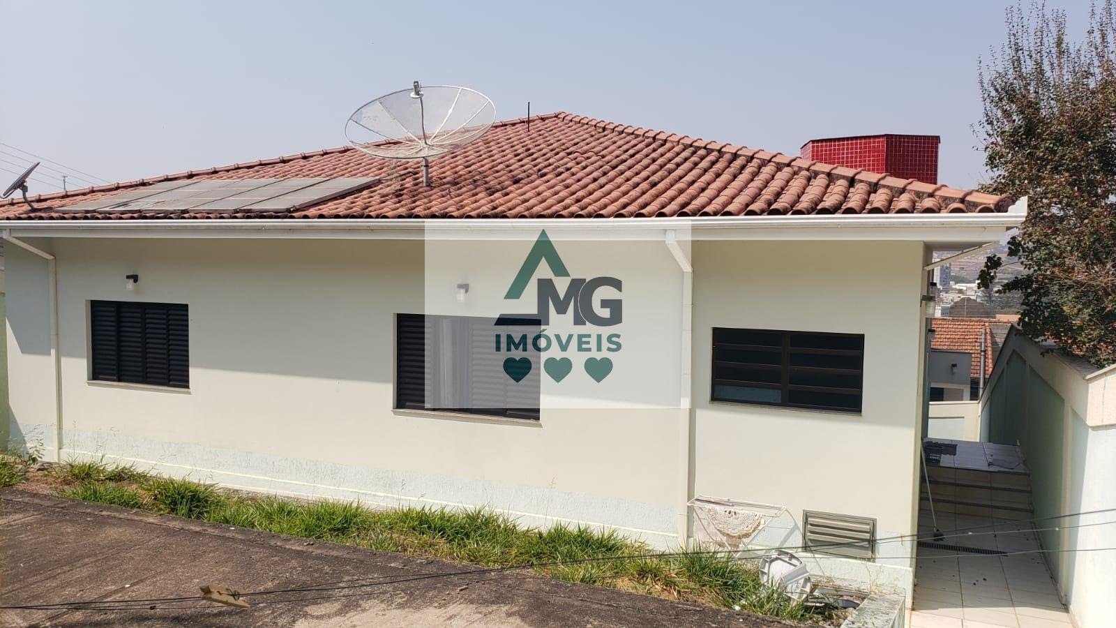 Casa à venda com 4 quartos, 1 suíte, 2 vagas e 419m² no Chácara das Rosas, Três Corações (MG) — foto 16 de 19
