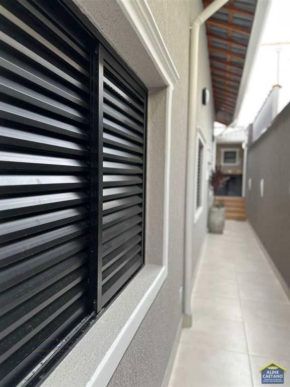 Casa à venda com 3 quartos, 2 suítes, 2 vagas e 115m² no Vilamar, Praia Grande (SP) — foto 16 de 18