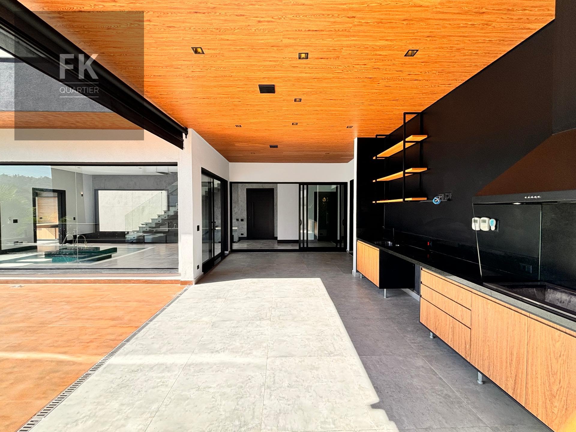 Casa à venda com 4 quartos, 4 suítes, 4 vagas e 370m² no Alphaville, Santana de Parnaíba (SP) — foto 11 de 30