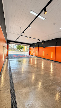Loja à Venda em Morada de Laranjeiras, Serra | 285m²