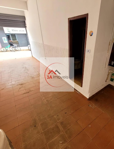 Ponto comercial no bairro Nova Canaã  -  Unaí