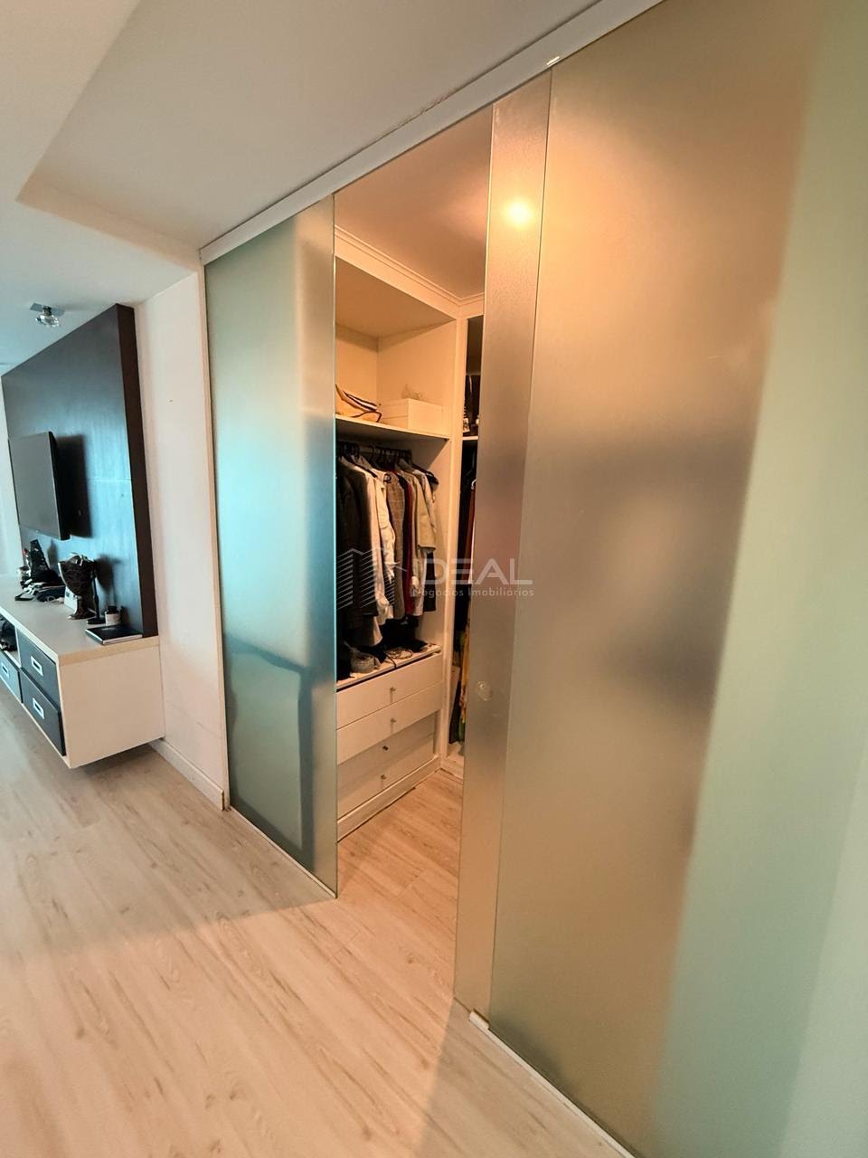 Apartamento à venda com 4 quartos, 4 suítes, 3 vagas e 233m² no Centro, Campos dos Goytacazes (RJ) — foto 17 de 30