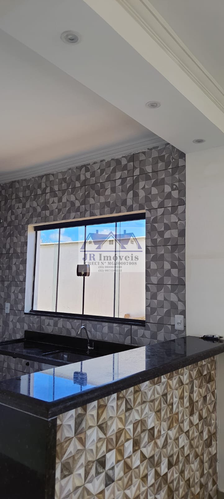 Casa à venda com 1 quarto, 1 suíte, 1 vaga e 250m² no Jardim Califórnia, Itajubá (MG) — foto 3 de 30